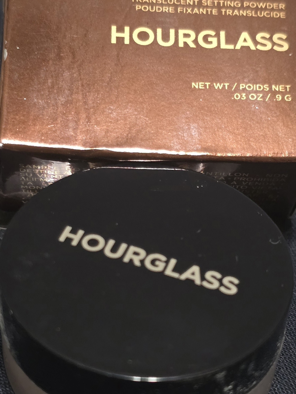 Hourglass Veil Translucent Setting Powder Mini Travel Size BNIB✨ FREE GIFT✨ - Picture 4 of 5